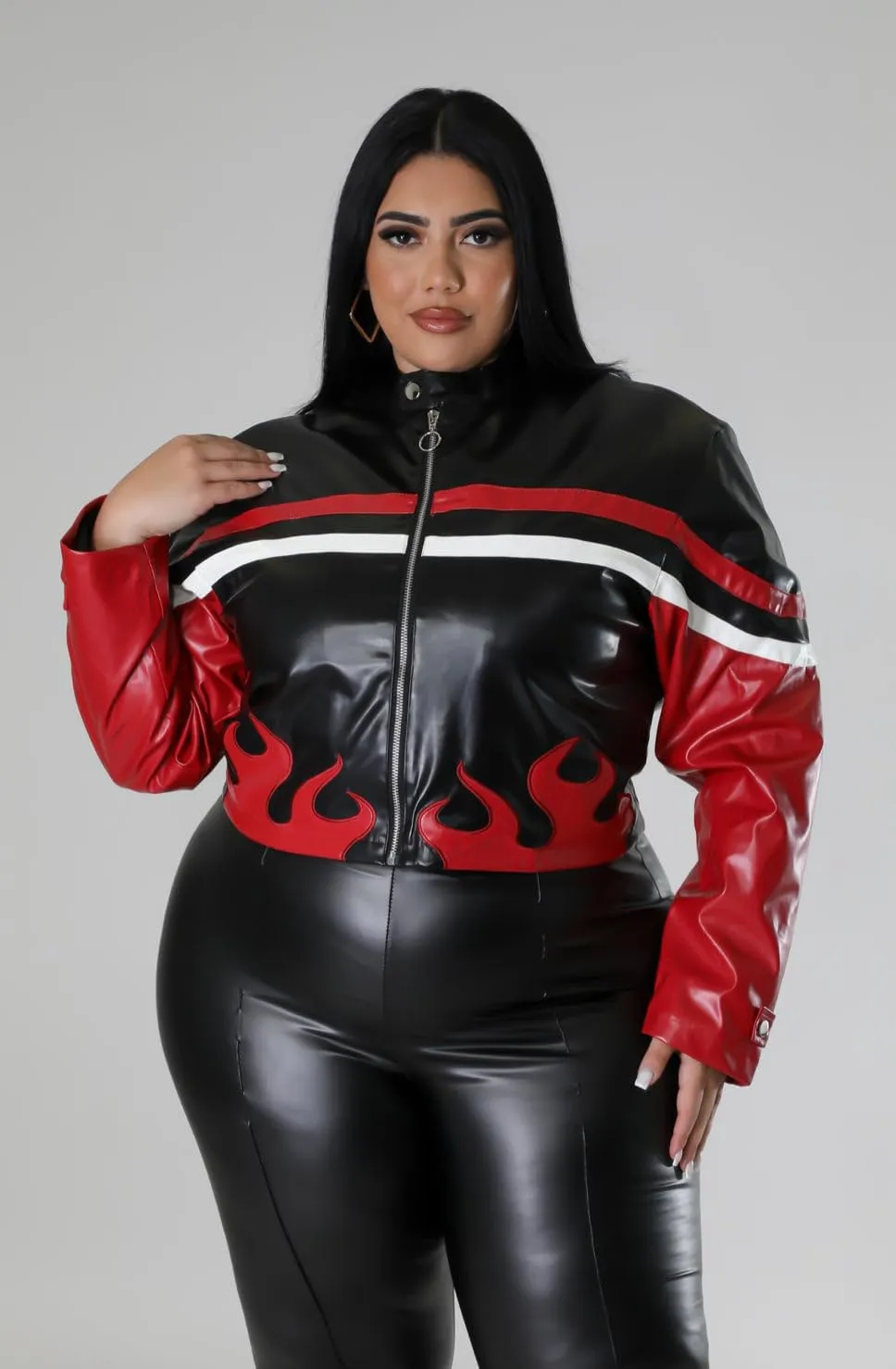 VOIKERDR Leather Jacket for Women Cropped Motorcycle Jacket Biker Faux Leather Bomber Jacket Casual