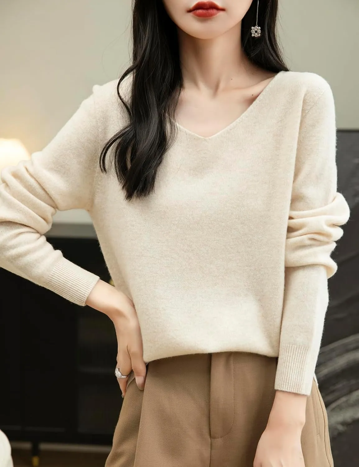 Women's 100% Merino Wool V Neck Sweater 2025 First-Line Ready to Wear Casual Long Sleeve Seamless Knit Sweater