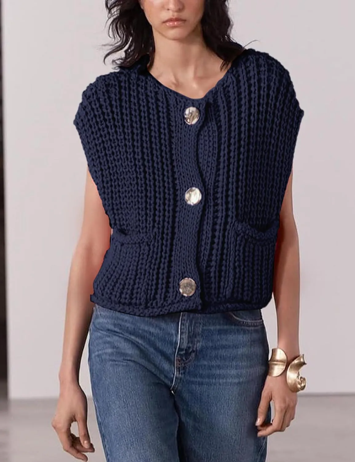 Yimoon Sweater Vest Women Sleeveless Cropped Button Down Chunky Knit Cardigan Casual Knitted Sweater Vest with Pockets